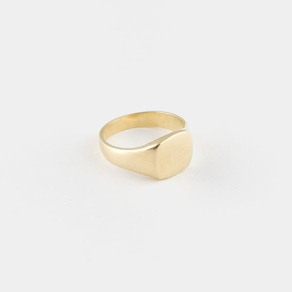 Plain gold clearance signet ring