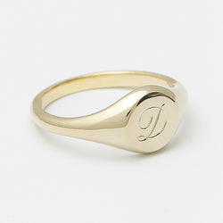 Olivier Signet Ring in Gold