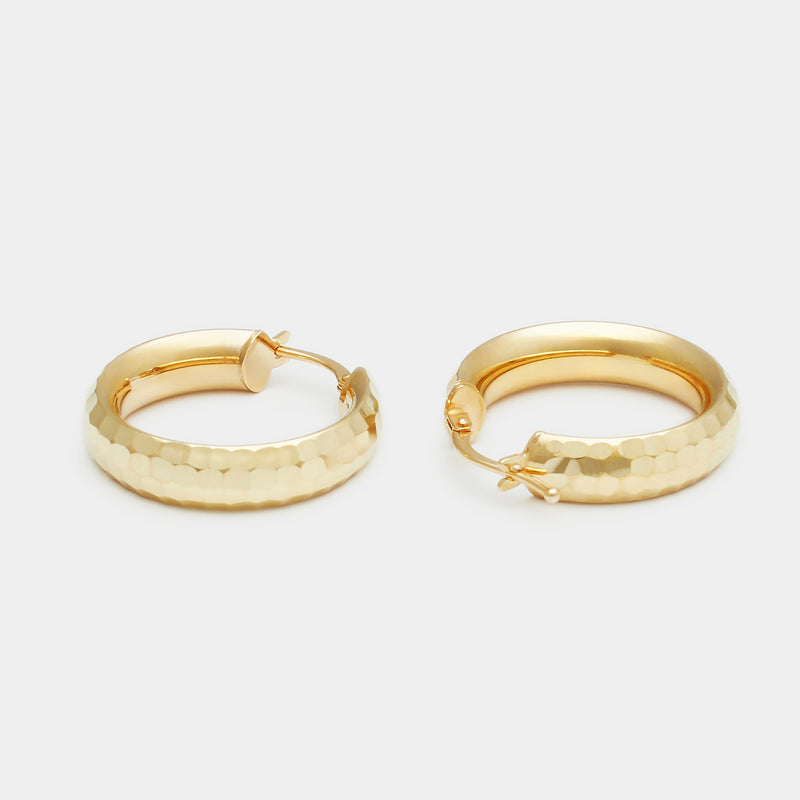 Evelyne hoops