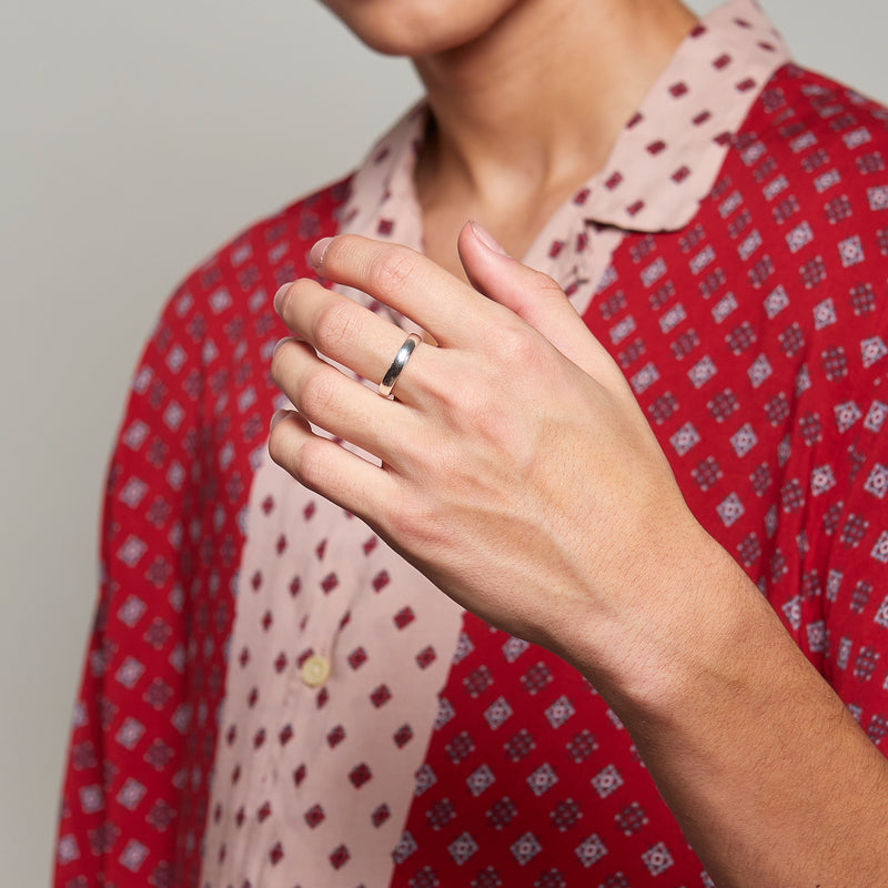 4mm Vintage Bombé Henchey Band in Silver