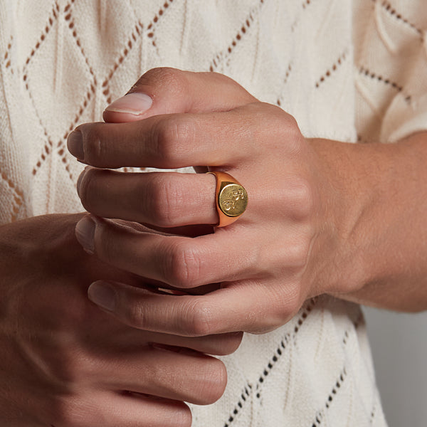 Henri Signet Ring in Gold