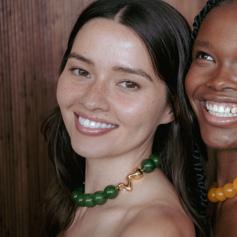 Caramel Stone Necklace & Golden Dance Clasp