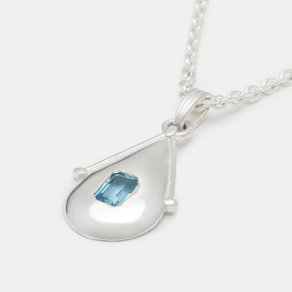 Villa Birthstone Necklace in Silver