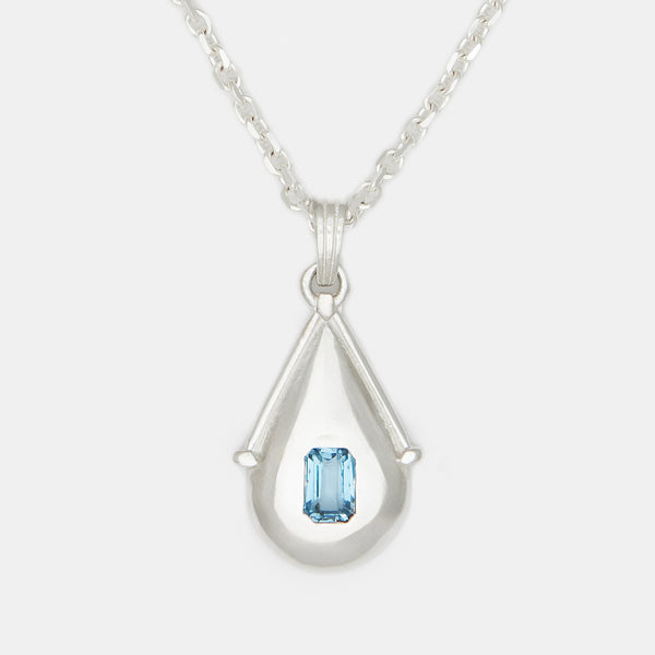 Villa Birthstone Necklace in Silver