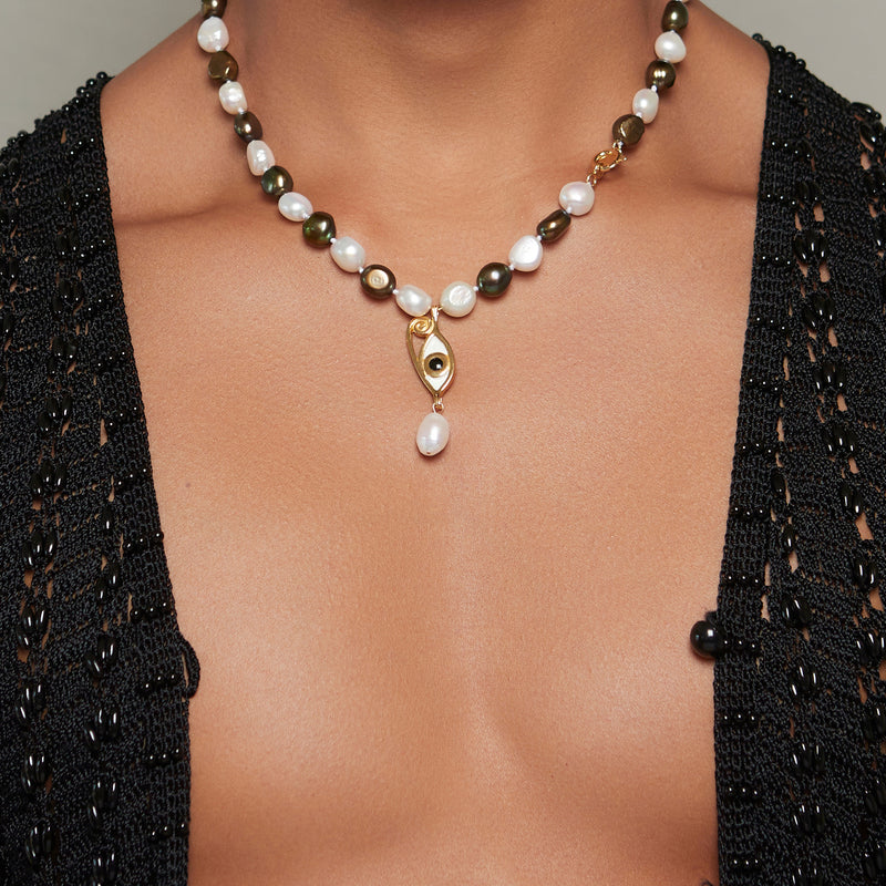 Checkered Ines Baroque Pearl Necklace for Him