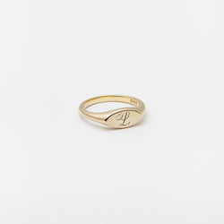 Norman Signet Ring in Gold