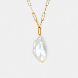 Luna Baroque Pearl Necklace in Solid Gold