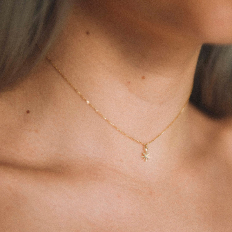 Mary Jane Choker Necklace in Gold